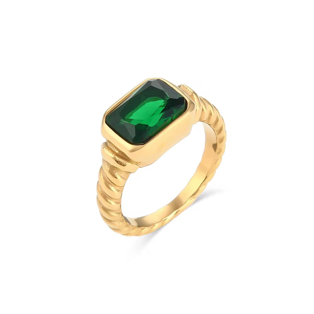Elio Ring