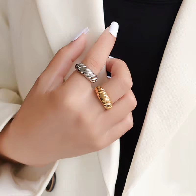 Moïra Ring
