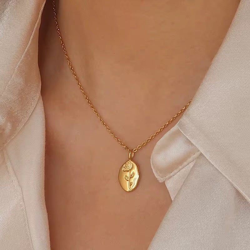 Sweet Rose Necklace