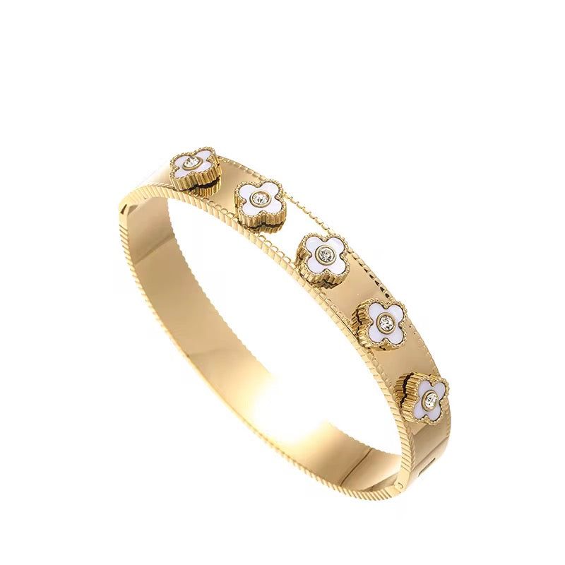 Petalia Bangle