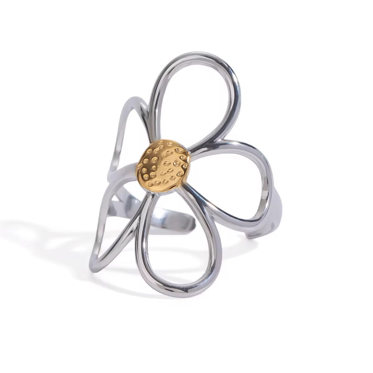 Daisera Ring