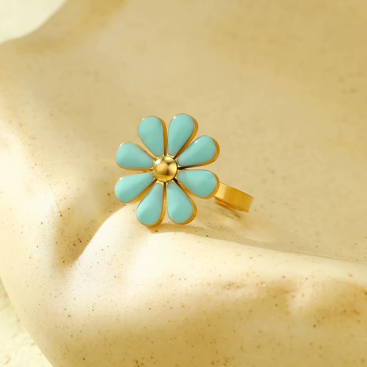 Daisette Ring